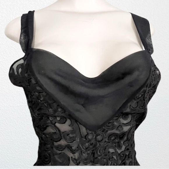 Vintage  Ethereal Designer Sample Ruffle Bottom Teddy Bodysuit Blk Burnout SZ S - Picture 3 of 9